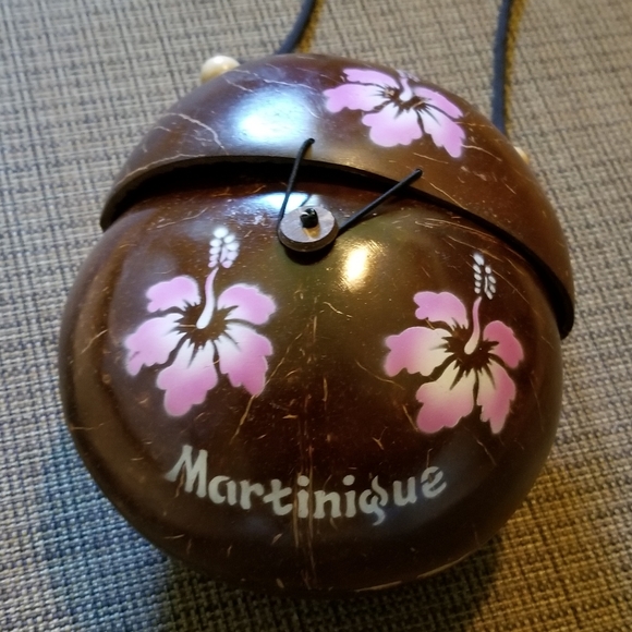 MARTINIQUE Hand-crafted Purse - Picture 5 of 5